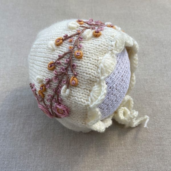 Cozy Autumn Bonnet sideview