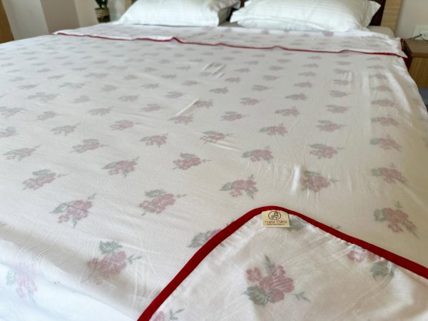 Traditional Mamma Blanket- Hibiscus - Image 2