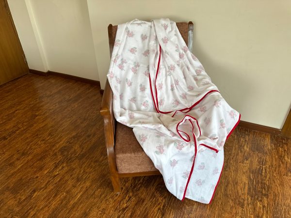 Traditional Mamma Blanket- Hibiscus - Image 3